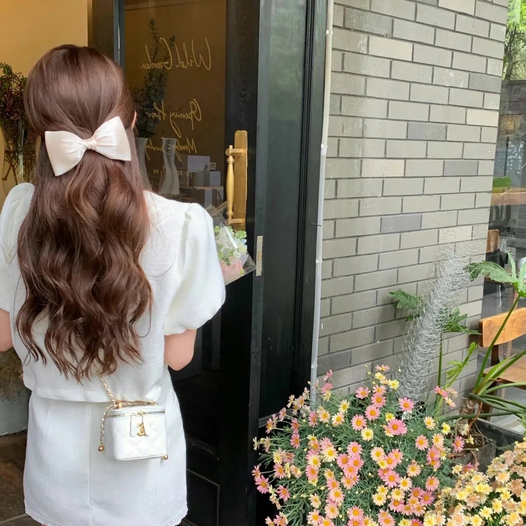 芭比之拇指姑娘
